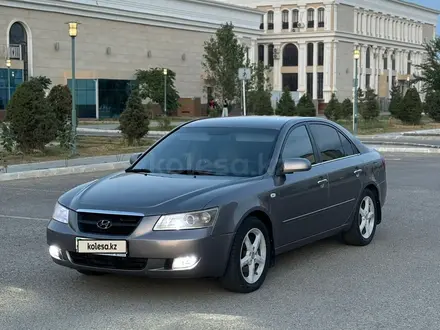 Hyundai Sonata 2005 года за 5 000 000 тг. в Актобе – фото 6