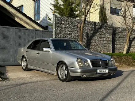 Mercedes-Benz E 320 1996 года за 3 000 000 тг. в Шымкент – фото 3