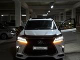 Lexus LX 570 2017 годаүшін41 000 000 тг. в Актау