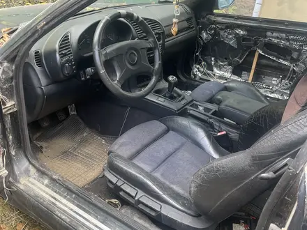 BMW 328 1995 года за 1 600 000 тг. в Алматы – фото 4