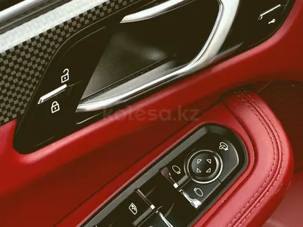 Porsche Macan 2022 года за 36 500 000 тг. в Алматы – фото 12