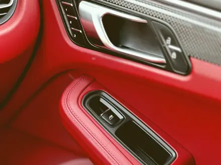 Porsche Macan 2022 года за 36 500 000 тг. в Алматы – фото 3