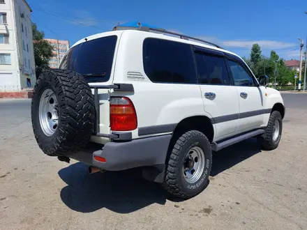 Toyota Land Cruiser 2002 года за 9 000 000 тг. в Атырау – фото 4