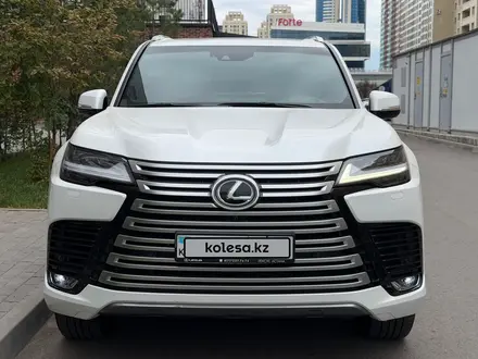 Lexus LX 600 2025 года за 77 500 000 тг. в Астана