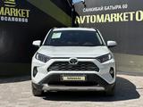 Toyota RAV4 2021 годаүшін14 550 000 тг. в Актобе – фото 2