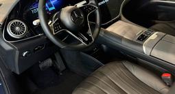 Mercedes-Benz EQS SUV 580 4MATIC 2025 года за 55 969 200 тг. в Алматы – фото 3