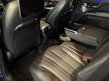 Mercedes-Benz EQS SUV 2025 года за 95 049 240 тг. в Алматы – фото 6