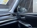 Toyota Camry 2014 года за 8 400 000 тг. в Актобе – фото 19