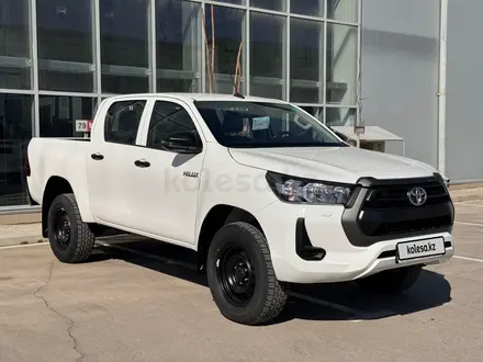 Toyota Hilux Standart 2023 года за 22 500 000 тг. в Актау – фото 4