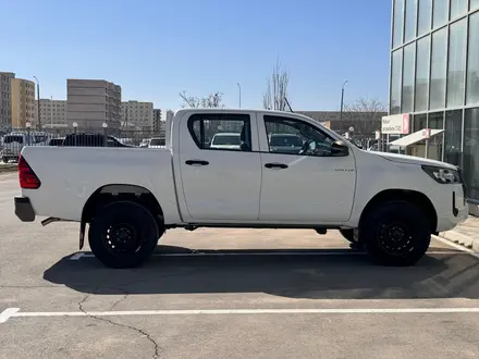 Toyota Hilux Standart 2023 года за 22 500 000 тг. в Актау – фото 5