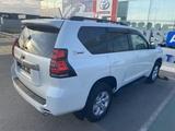 Toyota Land Cruiser Prado 2022 года за 24 499 000 тг. в Уральск – фото 2