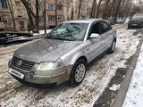 Volkswagen Passat 2002 годаfor1 500 000 тг. в Алматы – фото 5