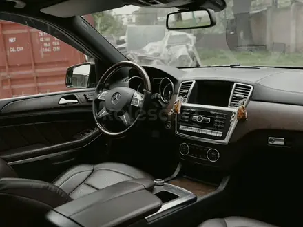 Mercedes-Benz GL 500 2015 года за 21 000 000 тг. в Алматы – фото 11