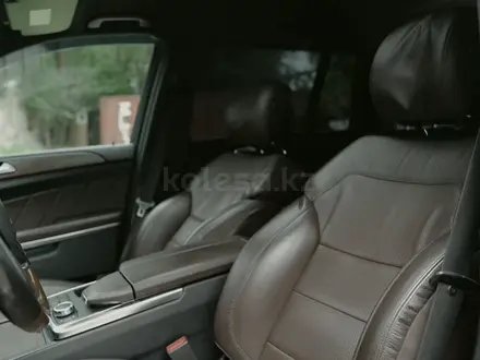 Mercedes-Benz GL 500 2015 года за 21 000 000 тг. в Алматы – фото 14
