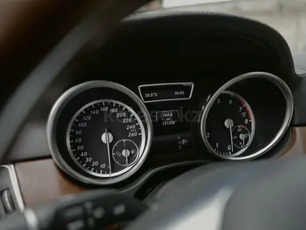 Mercedes-Benz GL 500 2015 года за 21 000 000 тг. в Алматы – фото 19