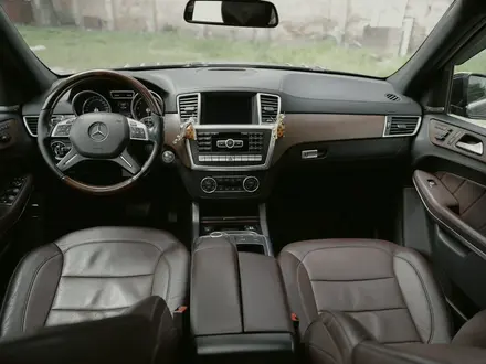 Mercedes-Benz GL 500 2015 года за 21 000 000 тг. в Алматы – фото 22