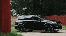 Mercedes-Benz GL 500 2015 года за 19 000 000 тг. в Алматы