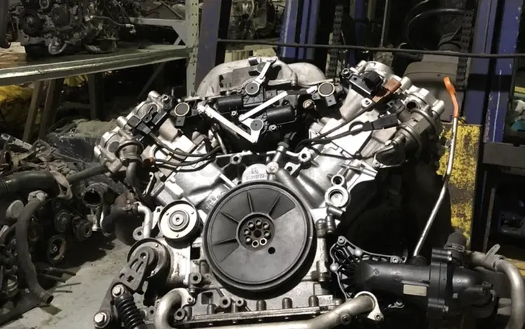 Двигатель BAR Audi Q7 4.2 объём за 1 200 000 тг. в Алматы