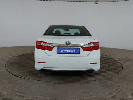 Toyota Camry 2014 года за 8 690 000 тг. в Шымкент – фото 6