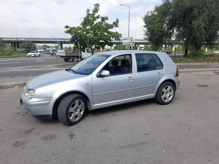 Volkswagen Golf 2000 года за 3 000 000 тг. в Алматы – фото 2