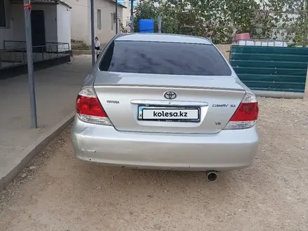 Toyota Camry 2004 года за 5 600 000 тг. в Актау – фото 2