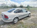 Opel Vectra 1996 года за 900 000 тг. в Актобе – фото 4