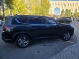 Hyundai Santa Fe 2023 годаүшін17 000 000 тг. в Астана – фото 3