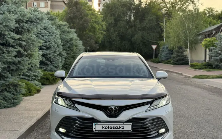 Toyota Camry 2021 годаүшін16 000 000 тг. в Шымкент