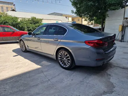 BMW 530 2018 года за 14 300 000 тг. в Шымкент – фото 2