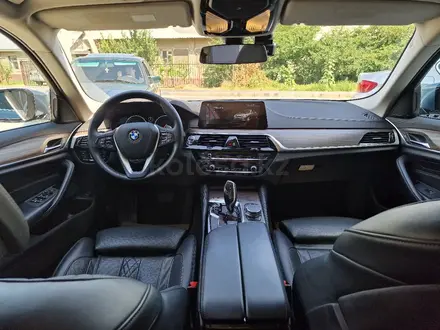 BMW 530 2018 года за 14 300 000 тг. в Шымкент – фото 17