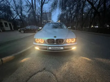 BMW 523 1998 года за 3 190 000 тг. в Алматы