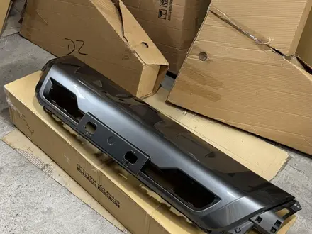 Накладка губа бампера Toyota Hilux ADVENTURE GR SPORT за 140 000 тг. в Астана