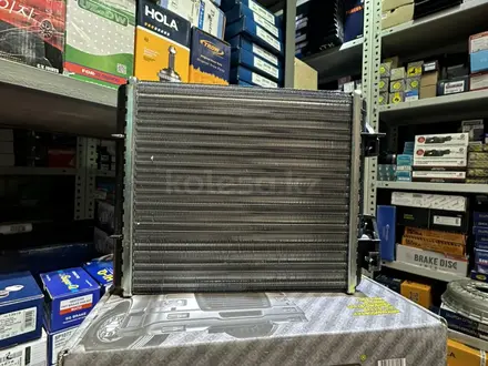Оригинал радиатор отопления алюминий 2101 2106 2107 за 7 000 тг. в Алматы – фото 2