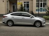 Hyundai Accent 2021 года за 8 750 000 тг. в Караганда – фото 3