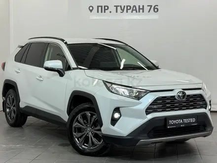 Toyota RAV4 Prestige+ 2023 года за 17 490 000 тг. в Астана – фото 20