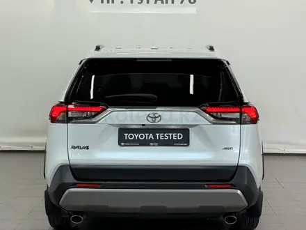 Toyota RAV4 Prestige+ 2023 года за 17 490 000 тг. в Астана – фото 4