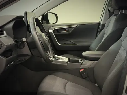 Toyota RAV4 Prestige+ 2023 года за 17 490 000 тг. в Астана – фото 12