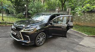 Lexus LX 570 2018 года за 47 000 000 тг. в Астана