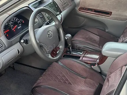 Toyota Camry 2005 года за 4 200 000 тг. в Караганда – фото 10