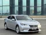 Lexus ES 300h 2014 года за 6 950 000 тг. в Актау