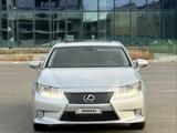 Lexus ES 300h 2014 года за 6 950 000 тг. в Актау – фото 2