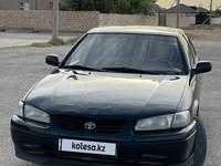 Toyota Camry 1998 годаfor3 000 000 тг. в Жанаозен