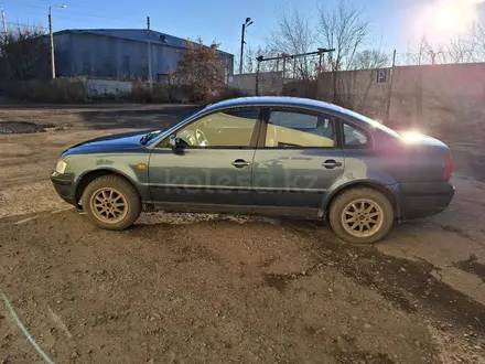 Volkswagen Passat 1997 года за 1 400 000 тг. в Уральск – фото 8