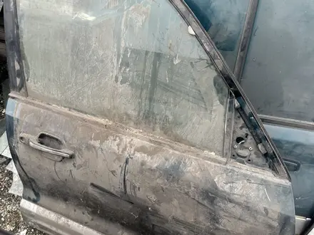 Двери митсубиши Паджеро за 30 000 тг. в Караганда – фото 3