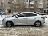 Hyundai Elantra 2019 годаfor8 100 000 тг. в Павлодар – фото 2