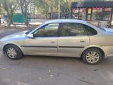 Opel Vectra 1998 года за 550 000 тг. в Караганда – фото 4