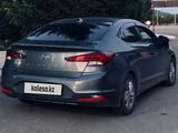 Hyundai Elantra 2019 года за 7 300 000 тг. в Астана