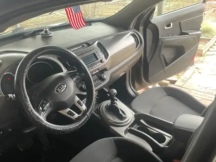 Kia Sportage 2014 года за 7 000 000 тг. в Актобе – фото 9