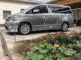 Toyota Vellfire 2012 года за 7 300 000 тг. в Шымкент