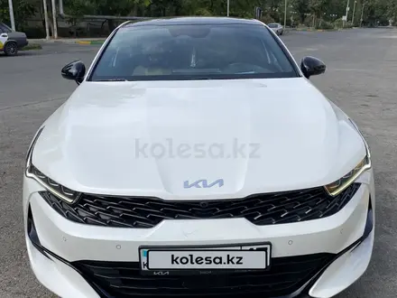 Kia K5 2023 года за 15 490 000 тг. в Шымкент